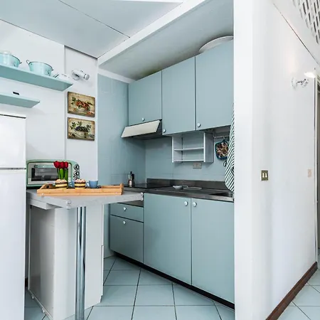 Tiffany With Shared Pool - Happy 公寓 马里内拉