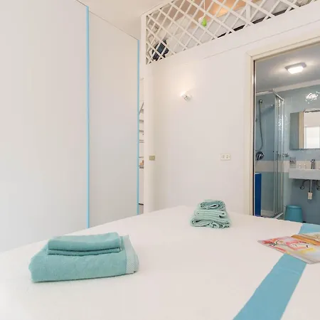 Tiffany With Shared Pool - Happy * Santa Marinella
