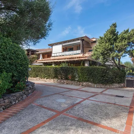 Tiffany With Shared Pool - Happy Διαμέρισμα Santa Marinella