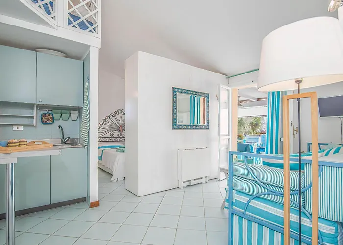 公寓 Tiffany With Shared Pool - Happy 马里内拉